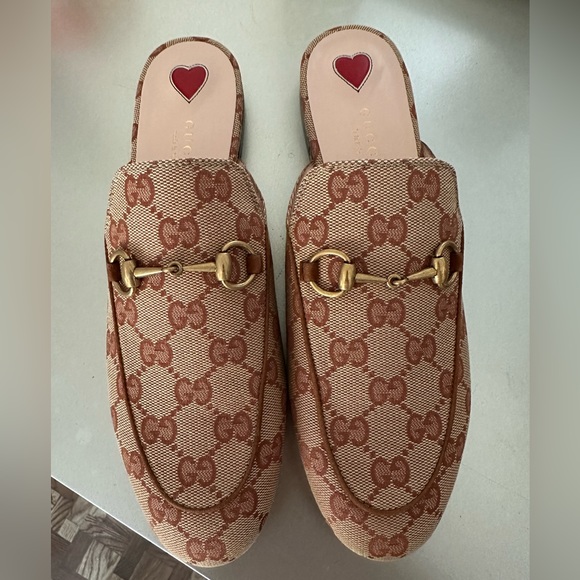 Gucci Women’s Princetown GG Canvas Slipper - Picture 3 of 7